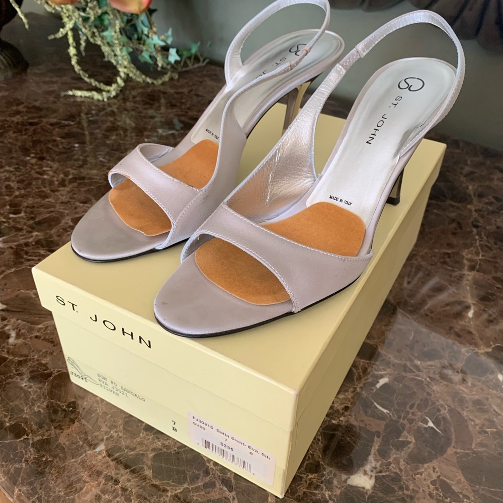 St. John Silver Shoes, Size 7